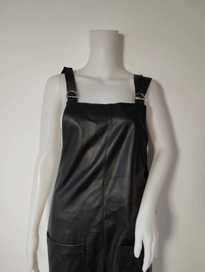 Salopette ou combinaison en similicuir interieur doux Zara taille m - photo numéro 2