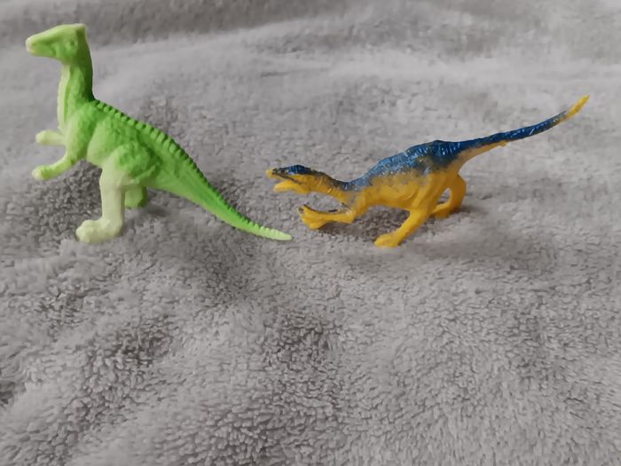 Lot de 2 dinosaure - photo numéro 3