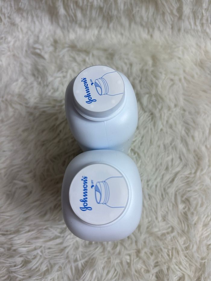 Lot de 2 talc bébé Johnson - photo numéro 2