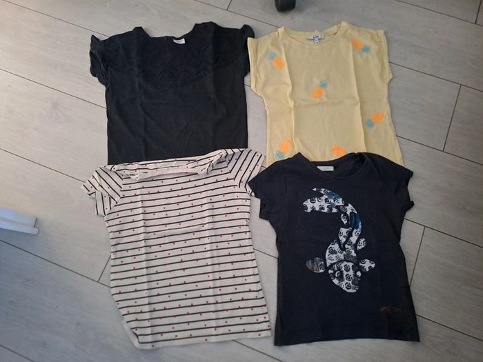 Lot tshirt fille 8ans