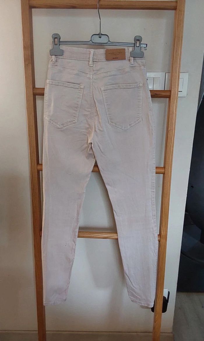 Pantalon jean beige Stradivarius T 34 - photo numéro 2