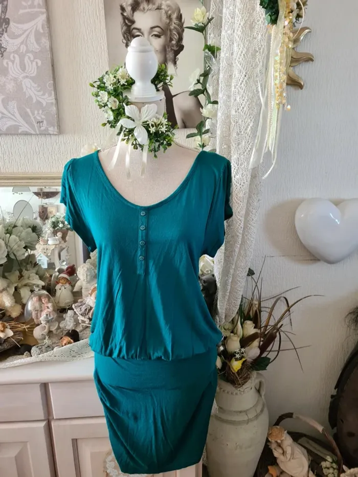 Robe verte Zalando Taille M - photo numéro 2