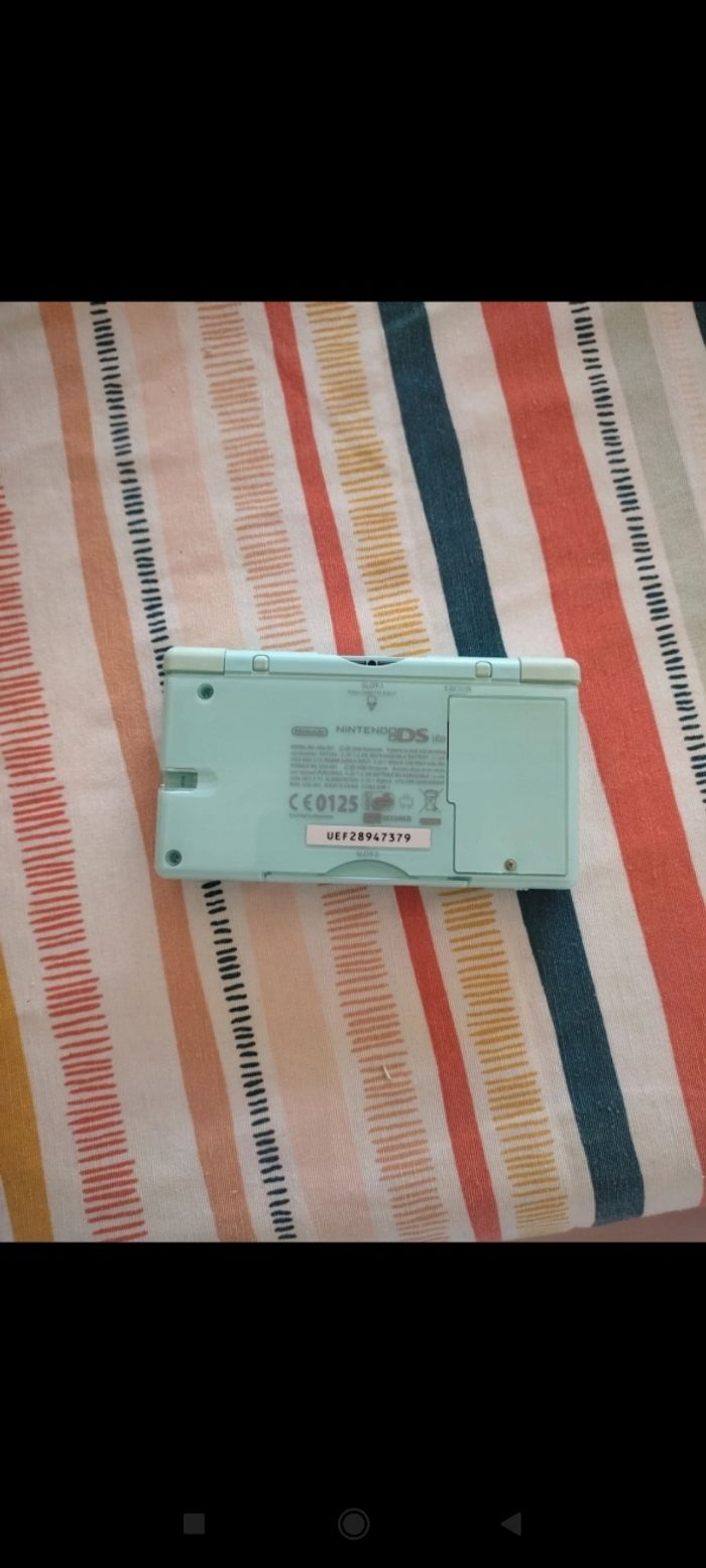 Nintendo ds lite - photo numéro 4