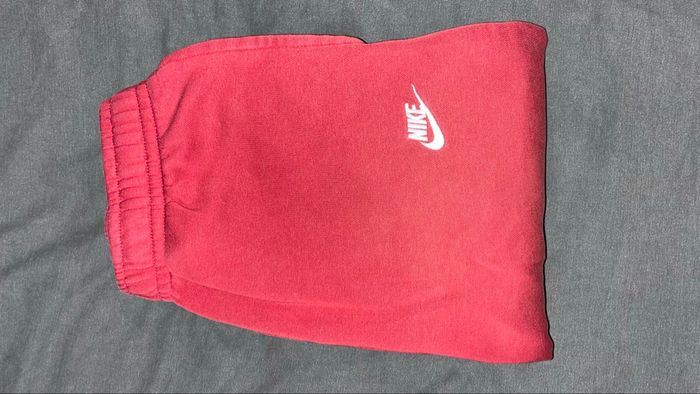 Lot de 4 jogging Nike Bleu/Rouge/Gris/Noir - photo numéro 2