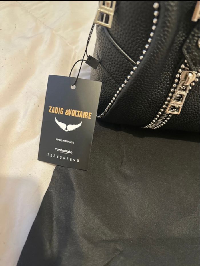 Sac Zadig et volontaire - photo numéro 2