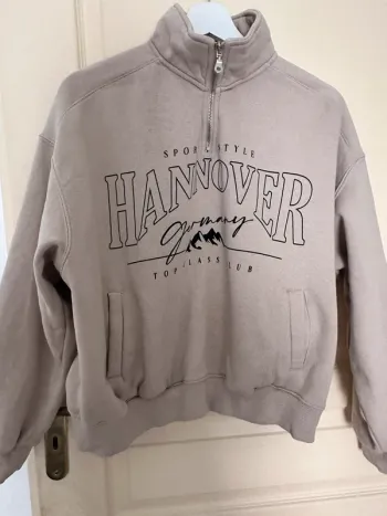 Sweat à col zippé Bershka