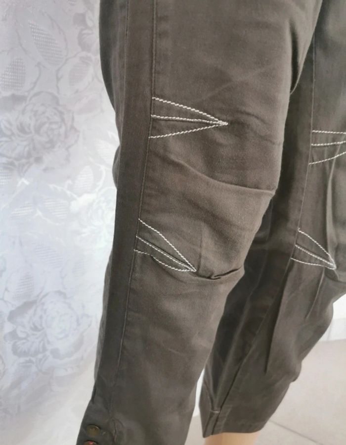 Pantacourt. Kaki. Taille 36.La mode est à vous - photo numéro 5