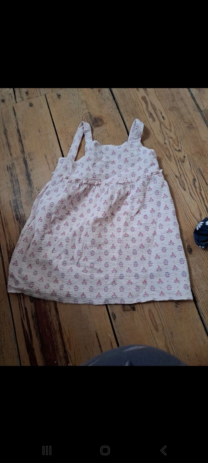Lot 4 robes été 23/24 mois - photo numéro 3