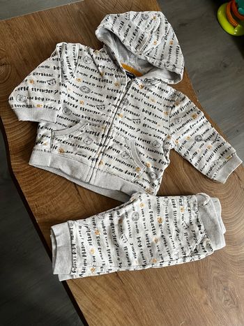 Ensemble jogging bébé