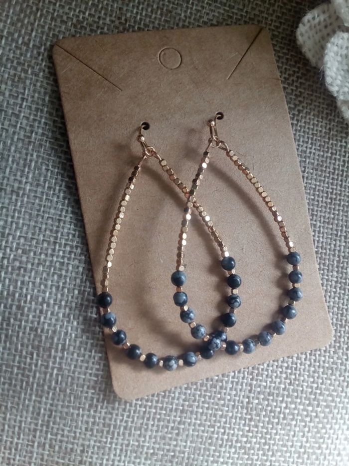 Boucles d oreilles perles obsidienne des neiges