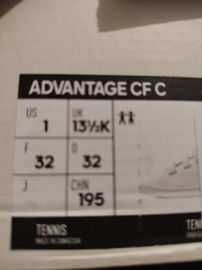Basket Adidas mixte neuf - photo numéro 3