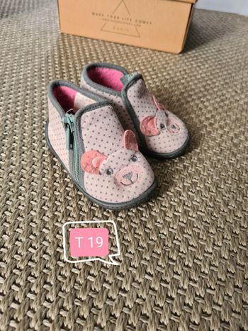 Chausson fille "souris" - T 19