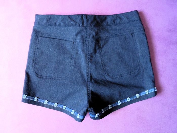 Short Femme Lulu castagnette S 36 bleu jean ourson TBE - photo numéro 4