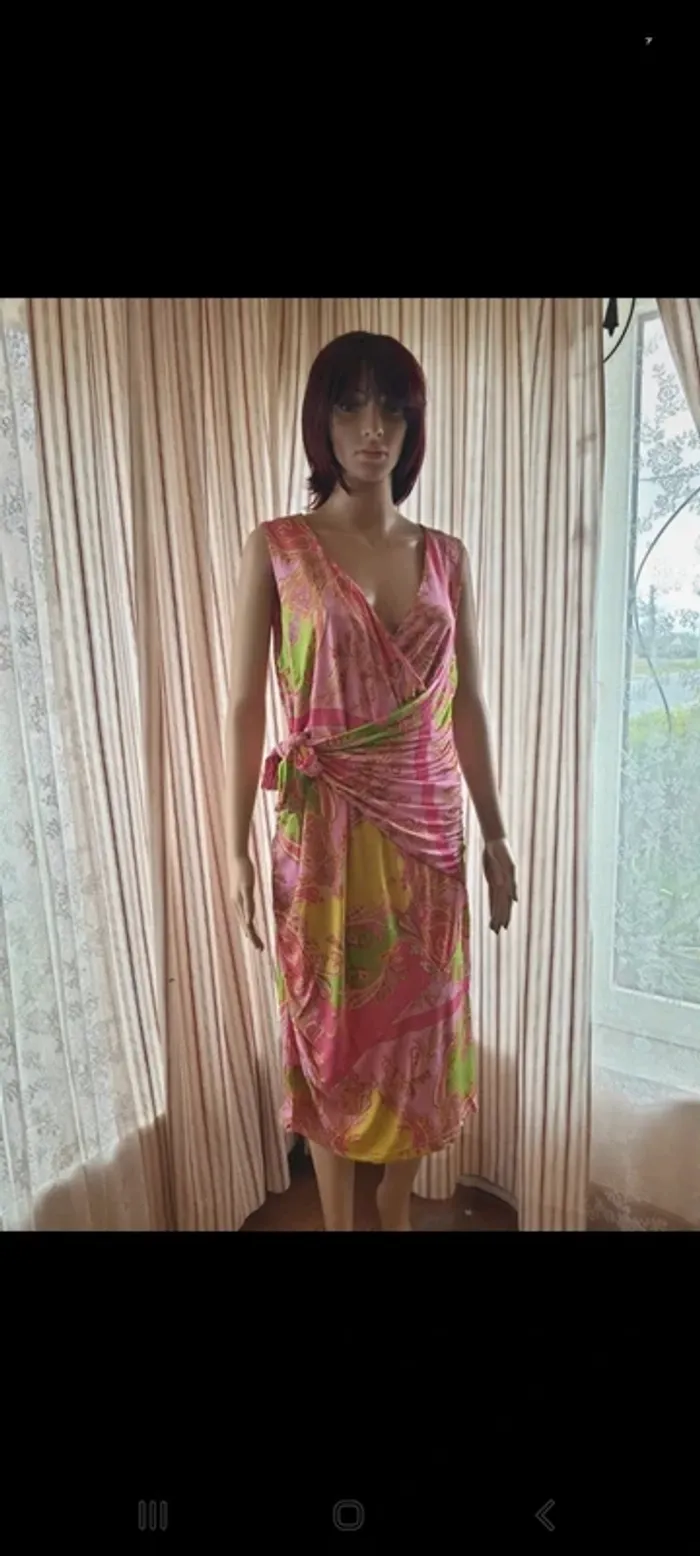 Magnifique Robe Giovane San Martino taille 44