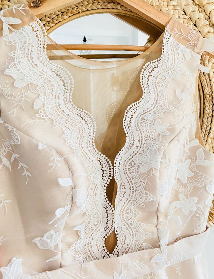 Robe de cérémonie taille L comme neuve - photo numéro 11
