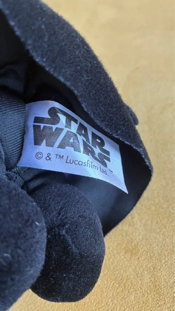 Peluche Kylo Ren officielle Star Wars - photo numéro 2
