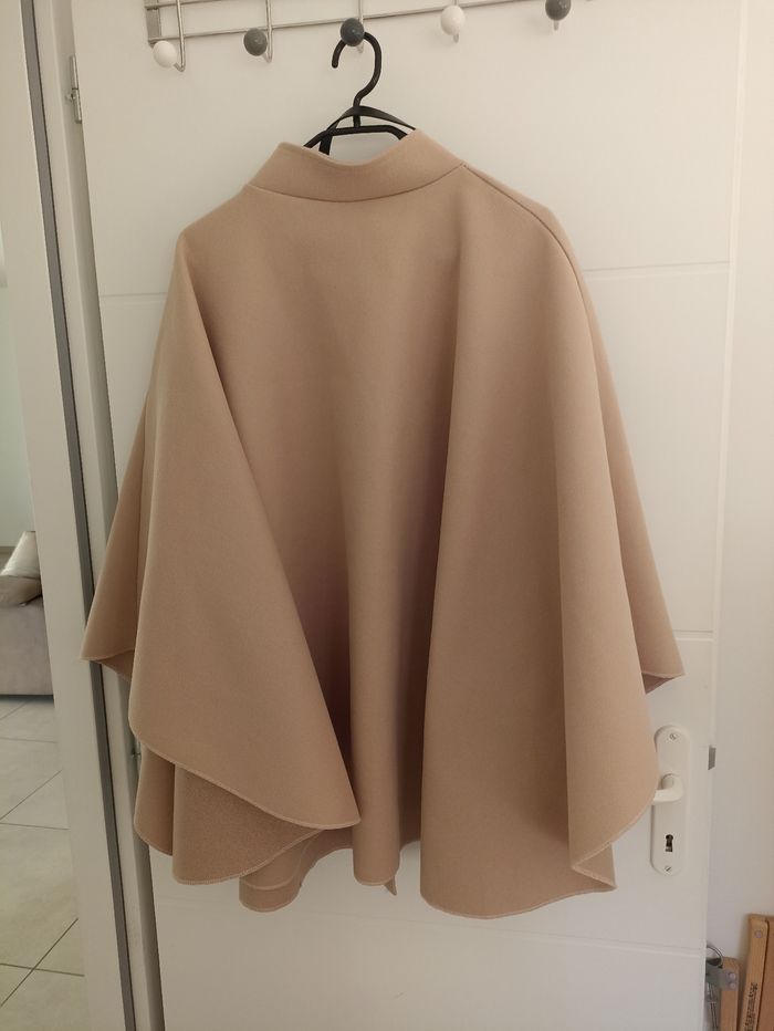 Cape/poncho neuve - photo numéro 4