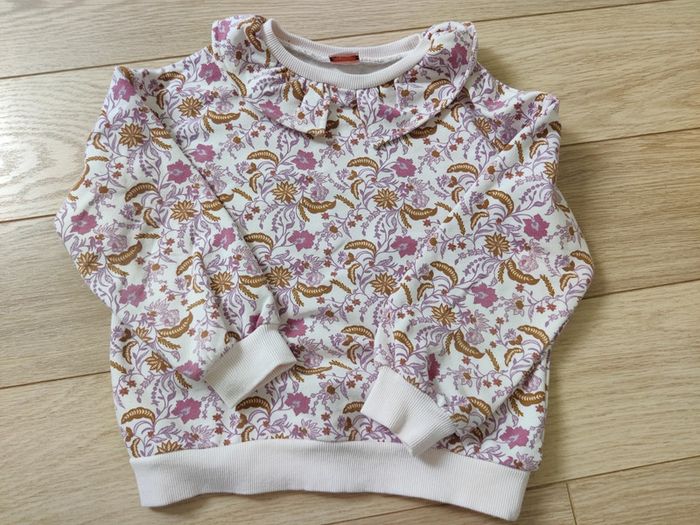 Sweat tao taille 8 ans