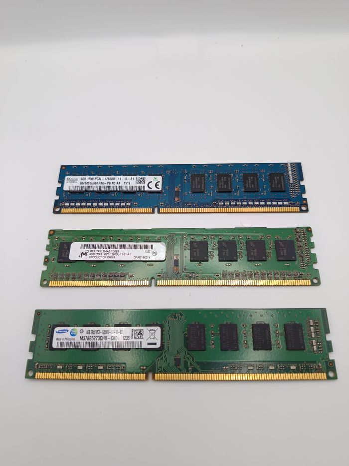 LOT 3 CARTES MÉMOIRE RAM DDR3   4GB X3  TOTAL 12GB