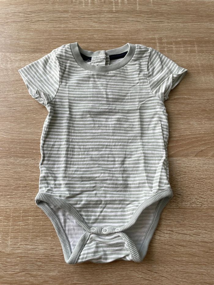 Ensemble bébé - photo numéro 2