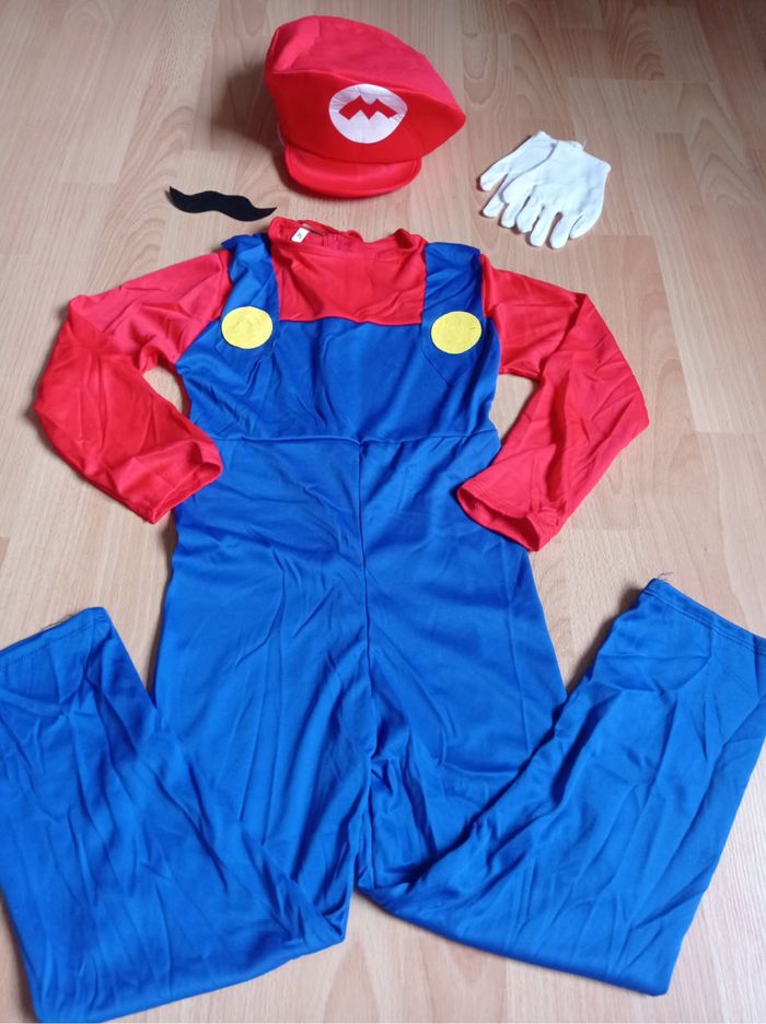 Déguisement combinaison Mario et accessoires 5-6ans - photo numéro 2