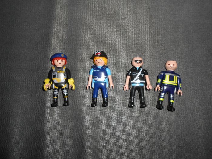 Lot de personnages (Playmobil)