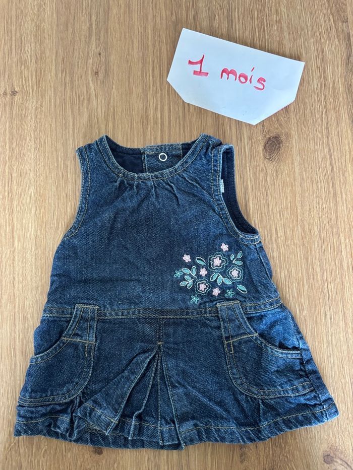 Ensemble complet bébé fille 1 mois - photo numéro 3