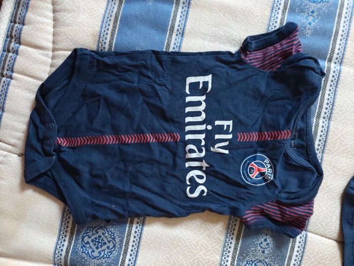 Lot de 6 vêtements mixte psg bebe authentique 1 mois à 12 mois - photo numéro 10