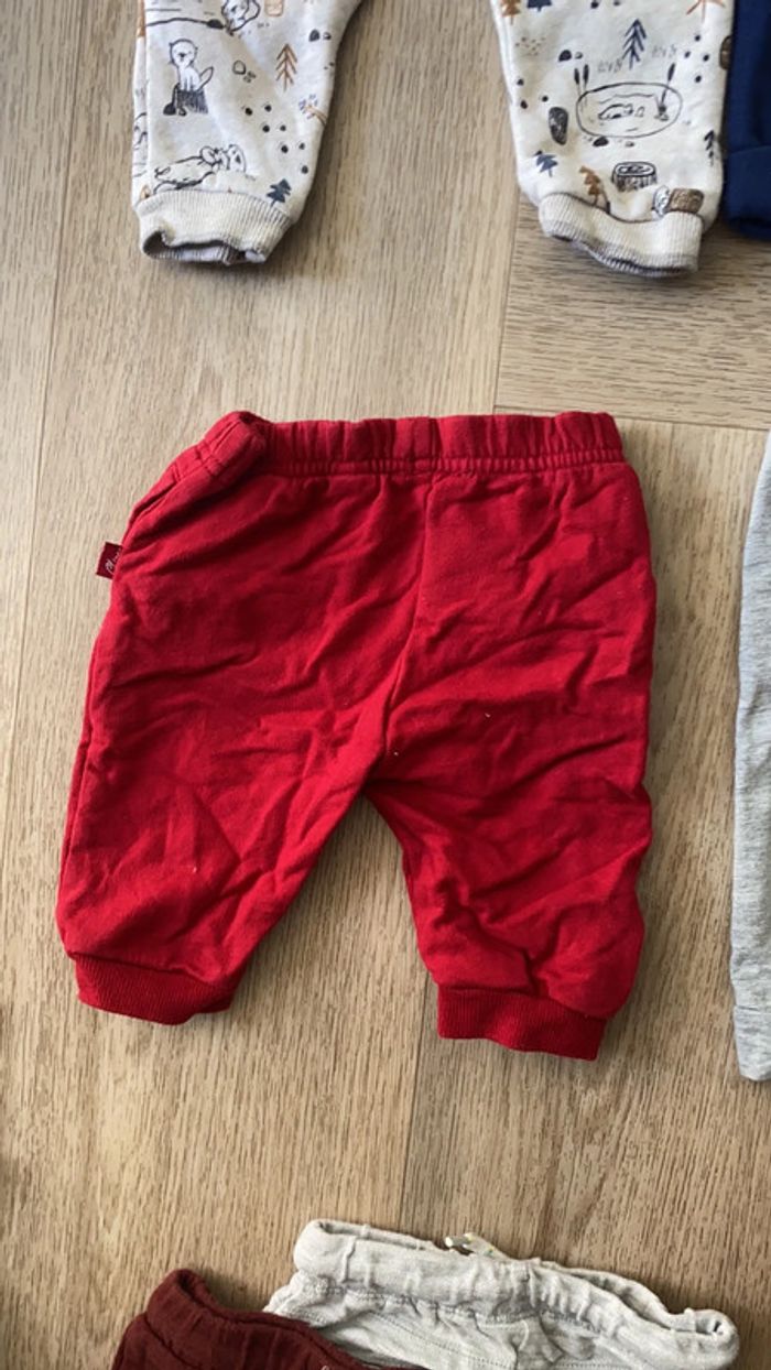 Joggings neufs - photo numéro 7