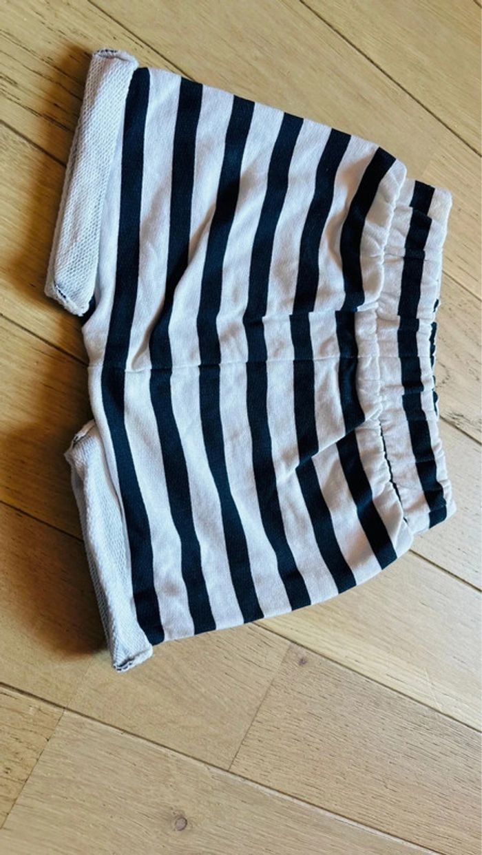 Short Kiabi 3 mois - photo numéro 2