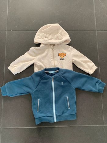 Lot gilets garçons 12 mois