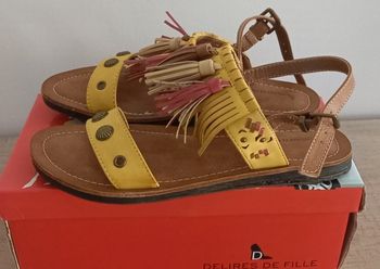 Sandales confortables NEUVES p38