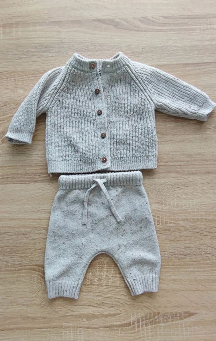 Ensemble beige 1M fille