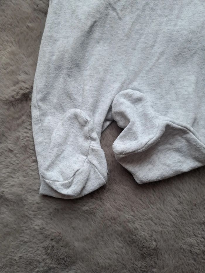 Pyjama 6 mois - photo numéro 2