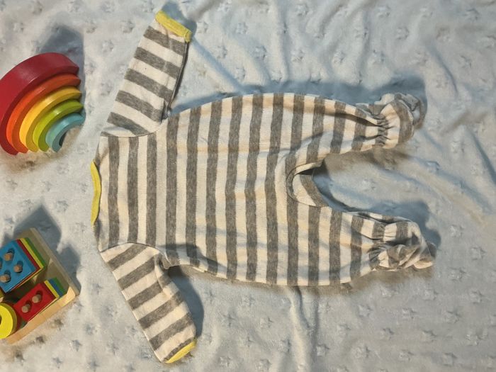 pyjama grenouillère en velours rayé gris et blanc ouverture devant 1 mois orchestra - photo numéro 9