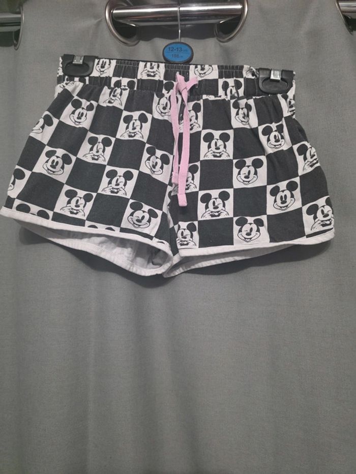Short mickey