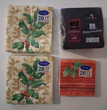 Lot de 4 sachets de serviettes en papier