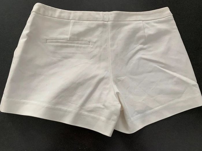 Short court Etam taille 34 - photo numéro 2
