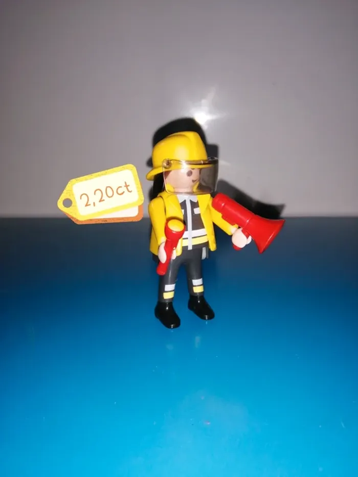 thème* personnage & accessoires / pompier - photo numéro 2
