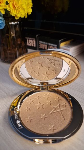 Charlotte Tilbury Hollywood glow glide face architect highlighter glided glow 7.5g 