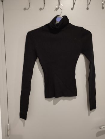 Pull col roulé en très bon état marque Jennyfer taille xs 