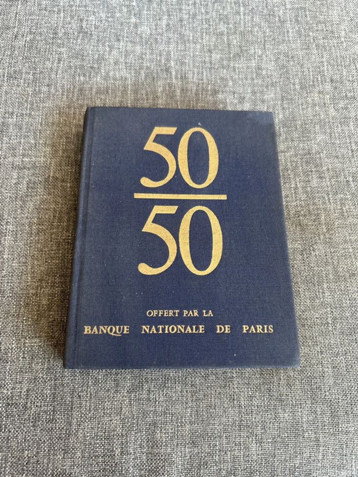 Petit livre Le guide des connaissances 50/59 1971