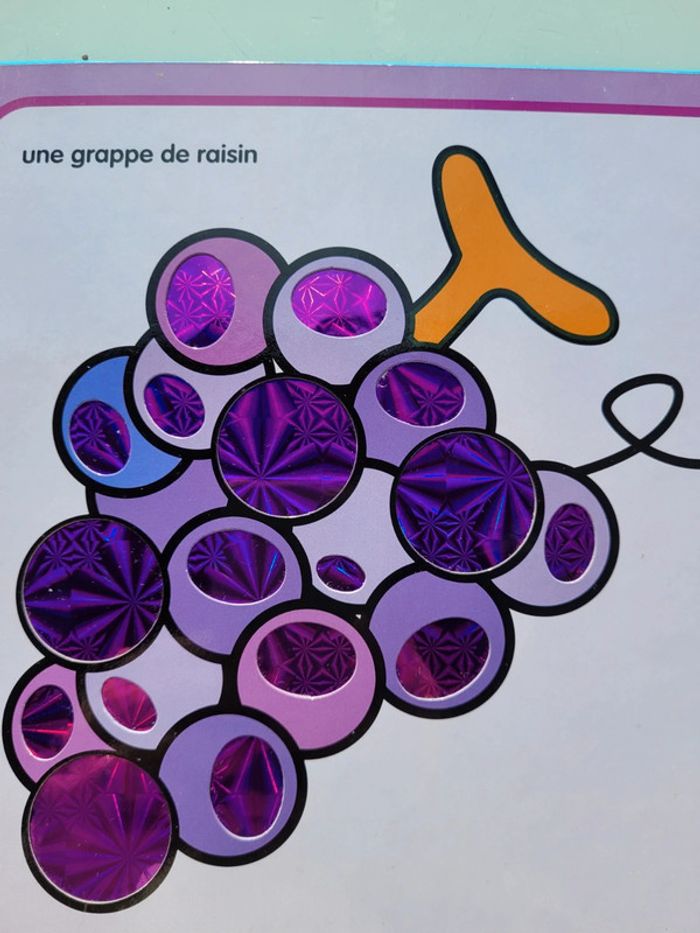 Mon premier imagier scintillant : 🍇 Les couleurs 🚗 67 - photo numéro 10