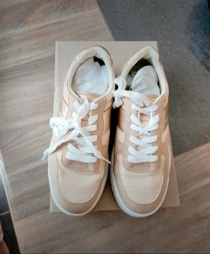 Jolies baskets en 38 - photo numéro 5