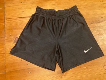 Short de foot noir de marque Nike