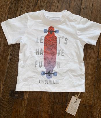 Tshirt timberland 12 mois Neuf avec étiquette