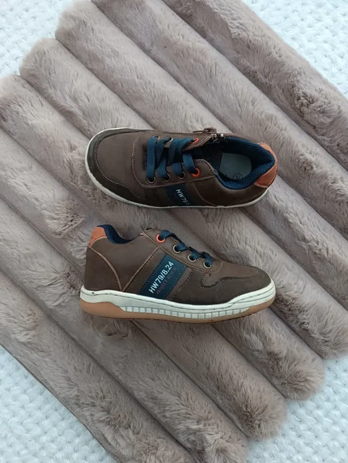 🔸 Baskets Chaussures de Ville Marron Chausséa 26🔸