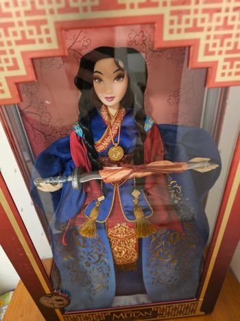 Poupée Mulan limitée Disney