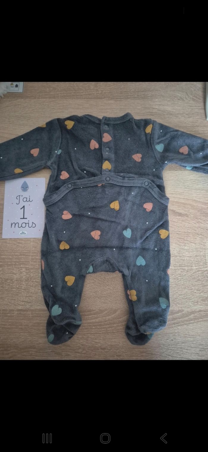 Pyjamas coeur 1 mois - photo numéro 4