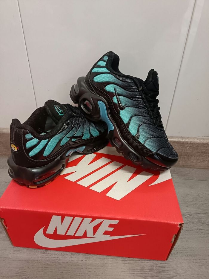 Basket taille enfant T. 31